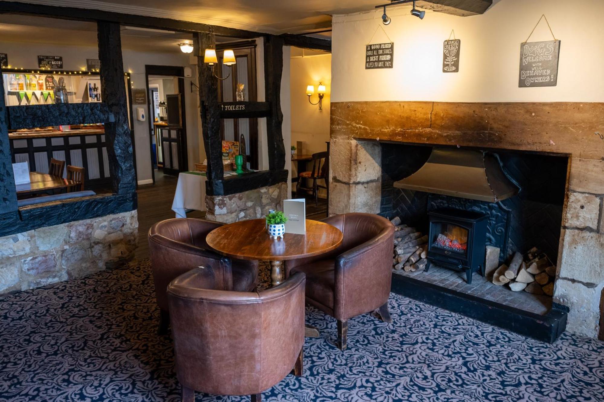 Bell Hotel By Greene King Inns テュークスベリー エクステリア 写真