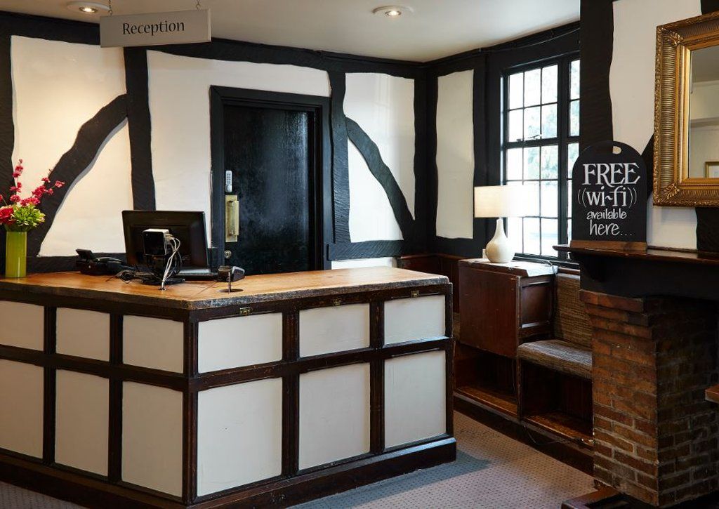 Bell Hotel By Greene King Inns テュークスベリー エクステリア 写真